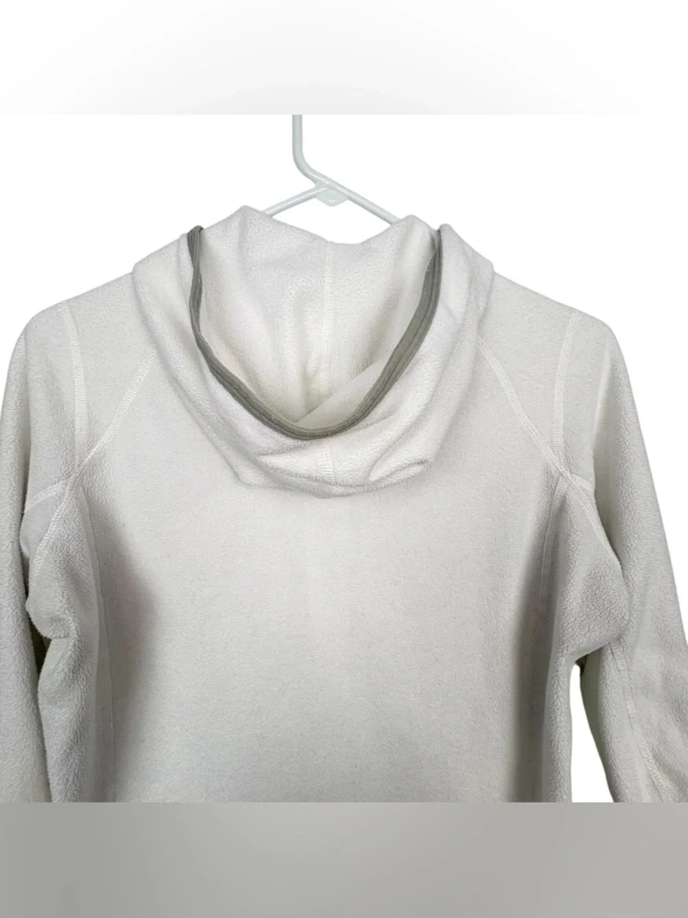 NORTH FACE  Polartec Classic Women’s White Fleece Zip Hoodie Size S